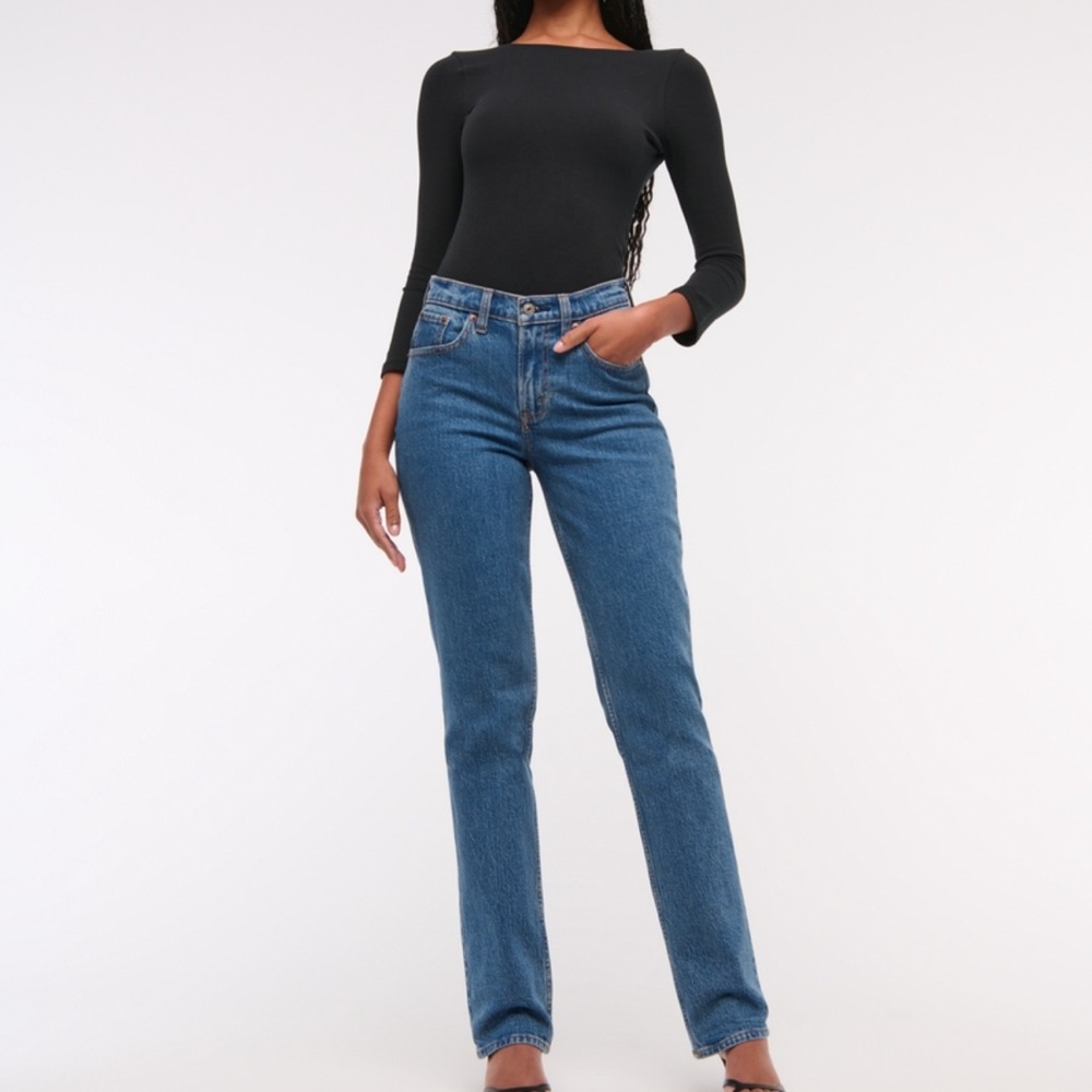 Abercrombie the 90s straight mid rise curve love jeans size 29